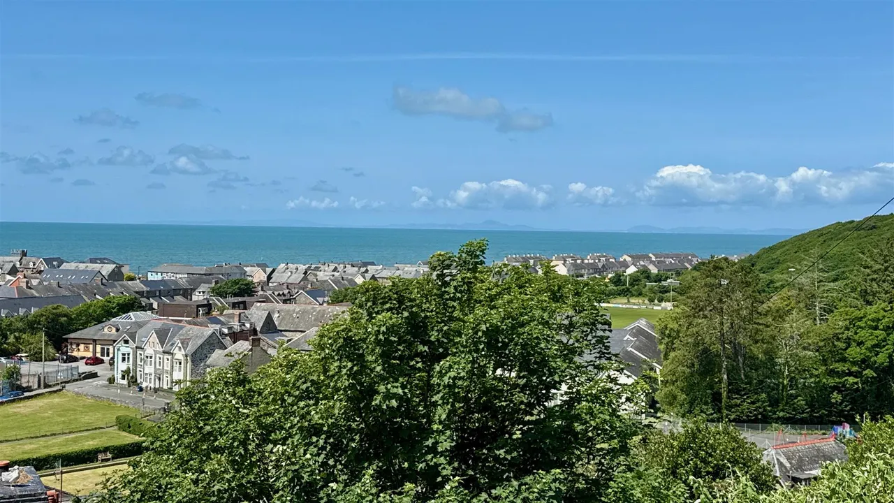 Bryn Awel Terrace, Barmouth, LL42, photo 5