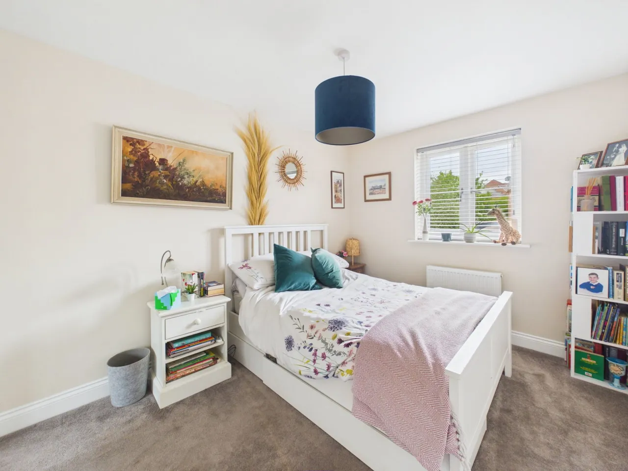 Winter Crescent, Lydney, GL15, photo 16