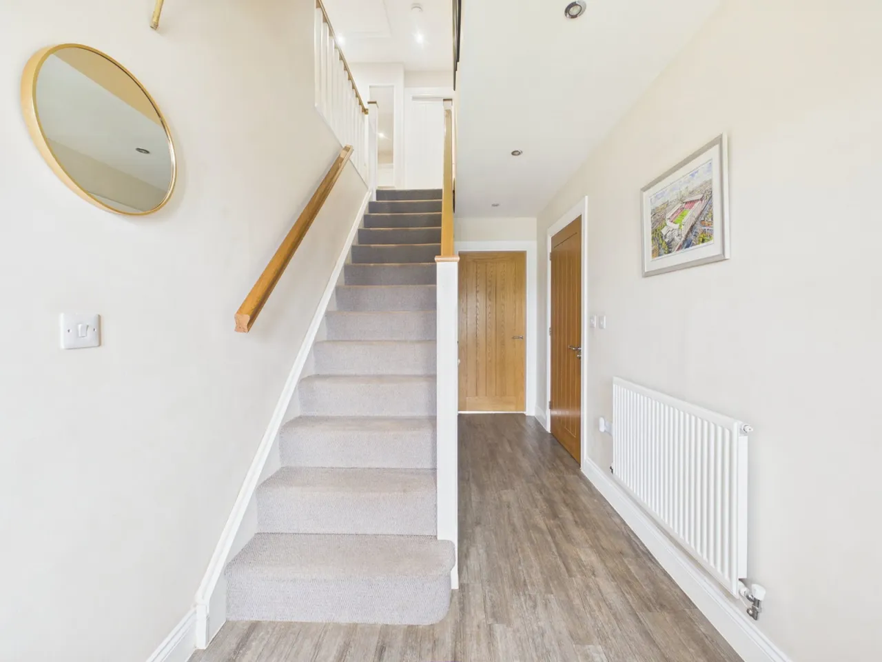 Winter Crescent, Lydney, GL15, photo 11
