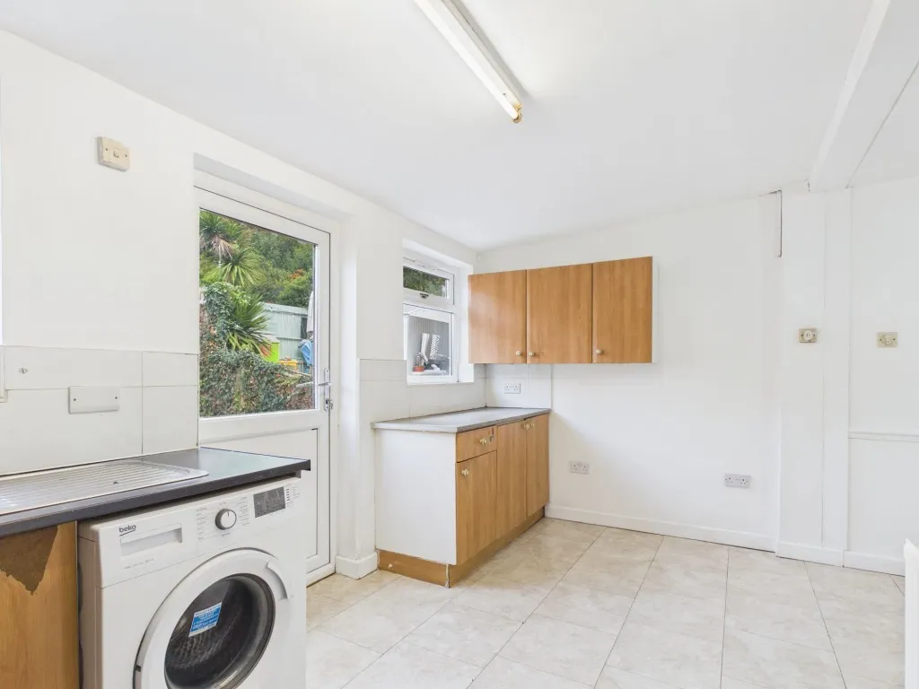 Hexham Road, Reading, RG2, photo 3