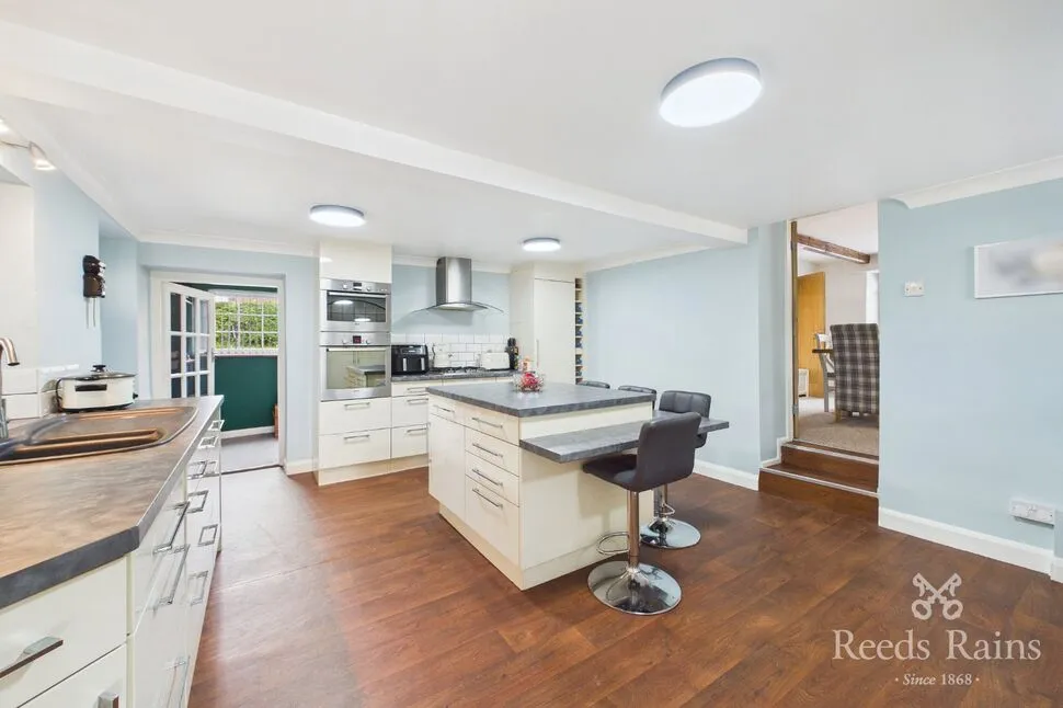 Batley Road, Kirkhamgate, West Yorkshire, WF2, photo 12