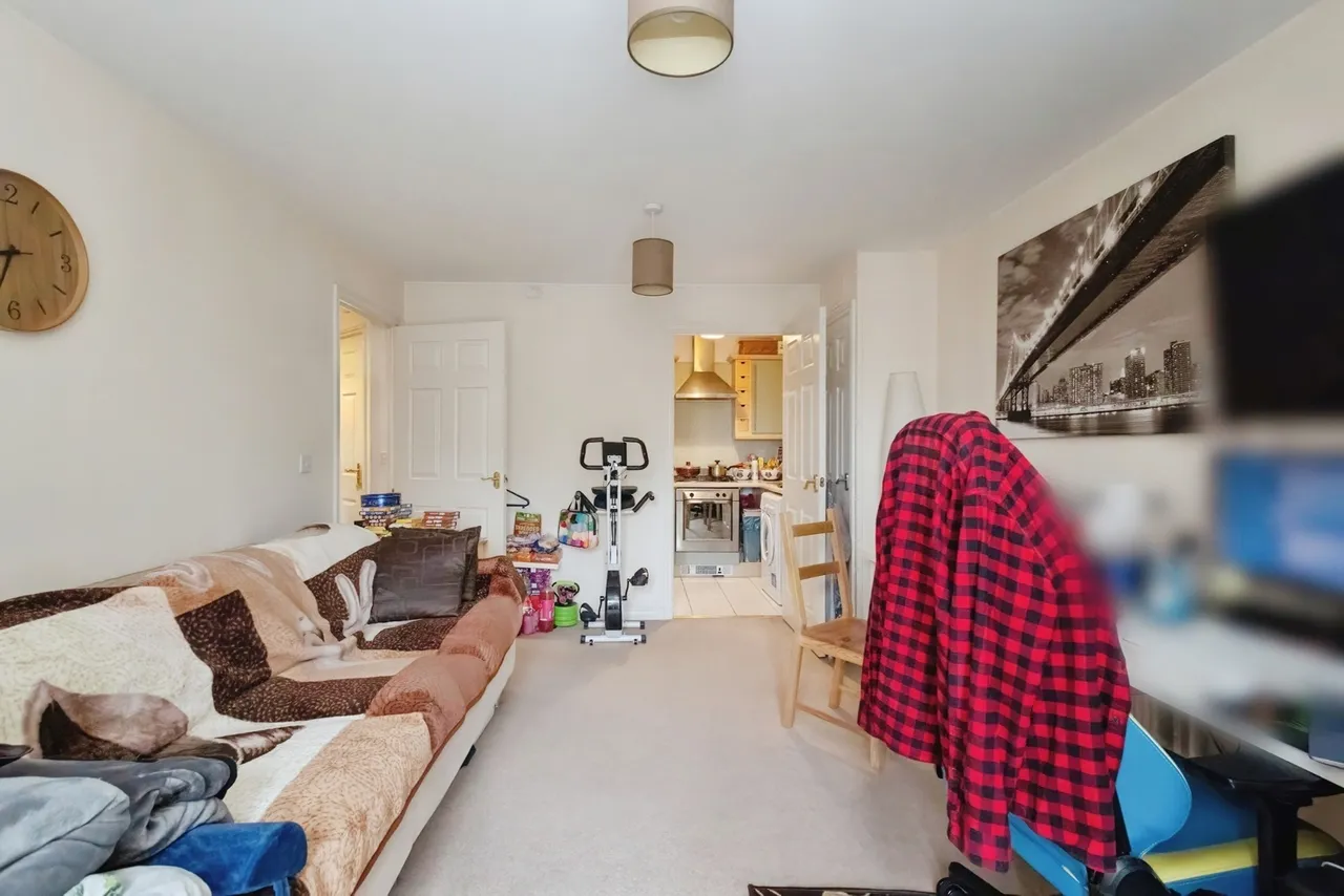 Chelburn Court, Stockport, SK3, photo 5