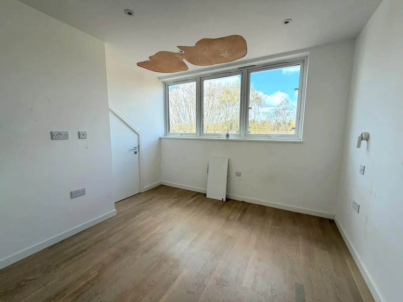 River Court, Woking, GU21, photo 7