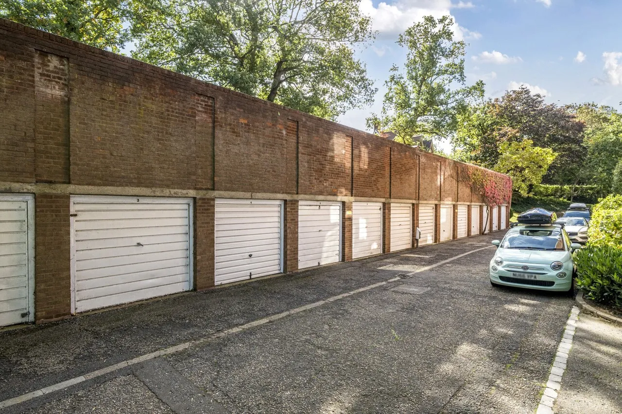 Sydenham Rise, SE23, photo 20