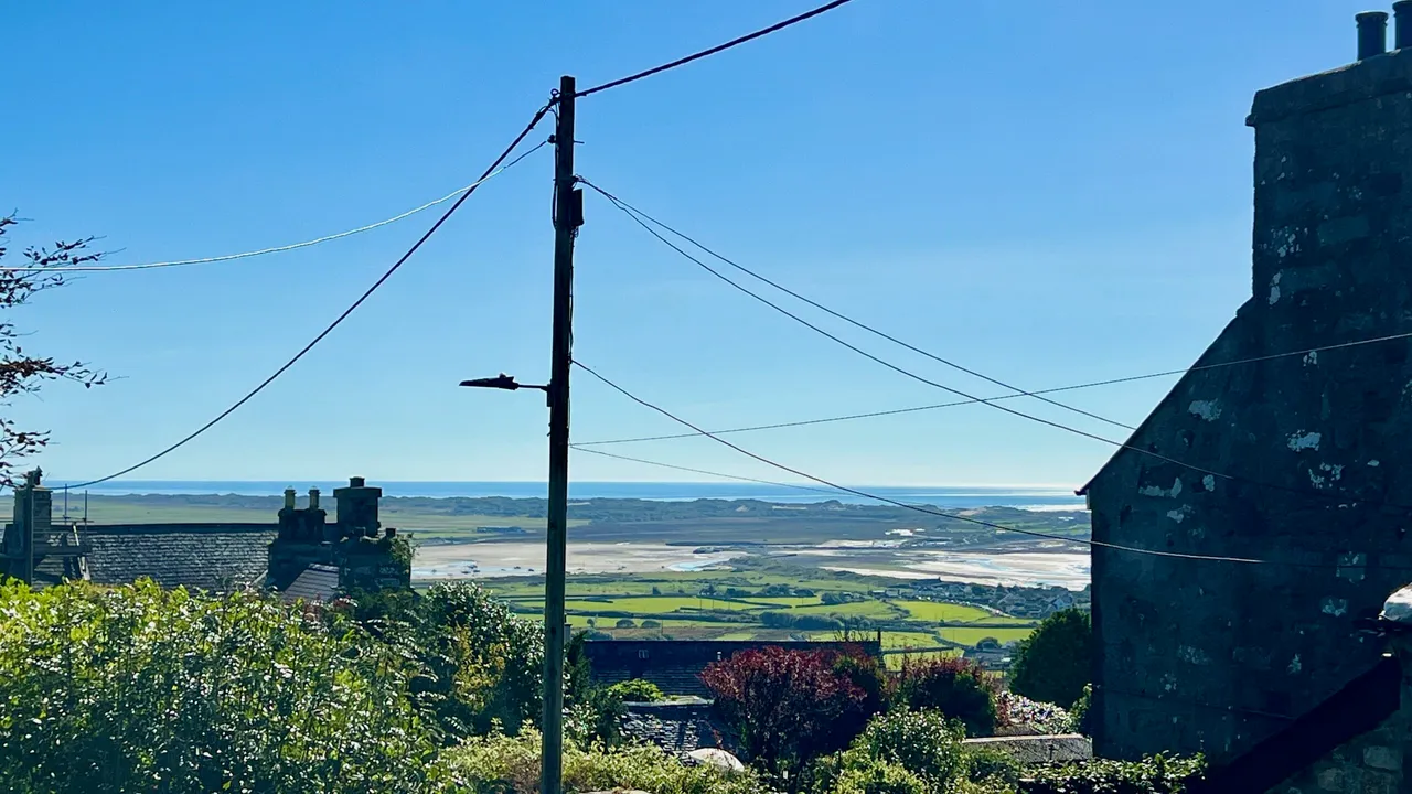 Tyn Y Buarth, Llanfair, LL46, photo 12