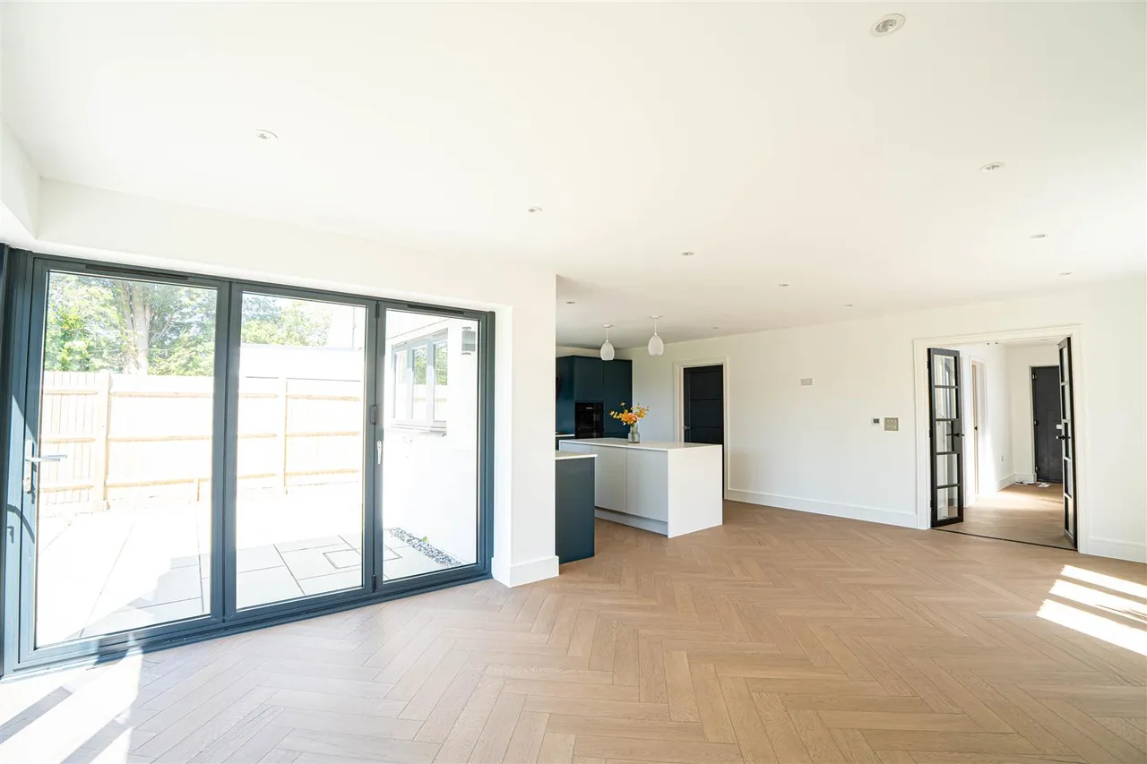Main Road, Westfield, photo 6