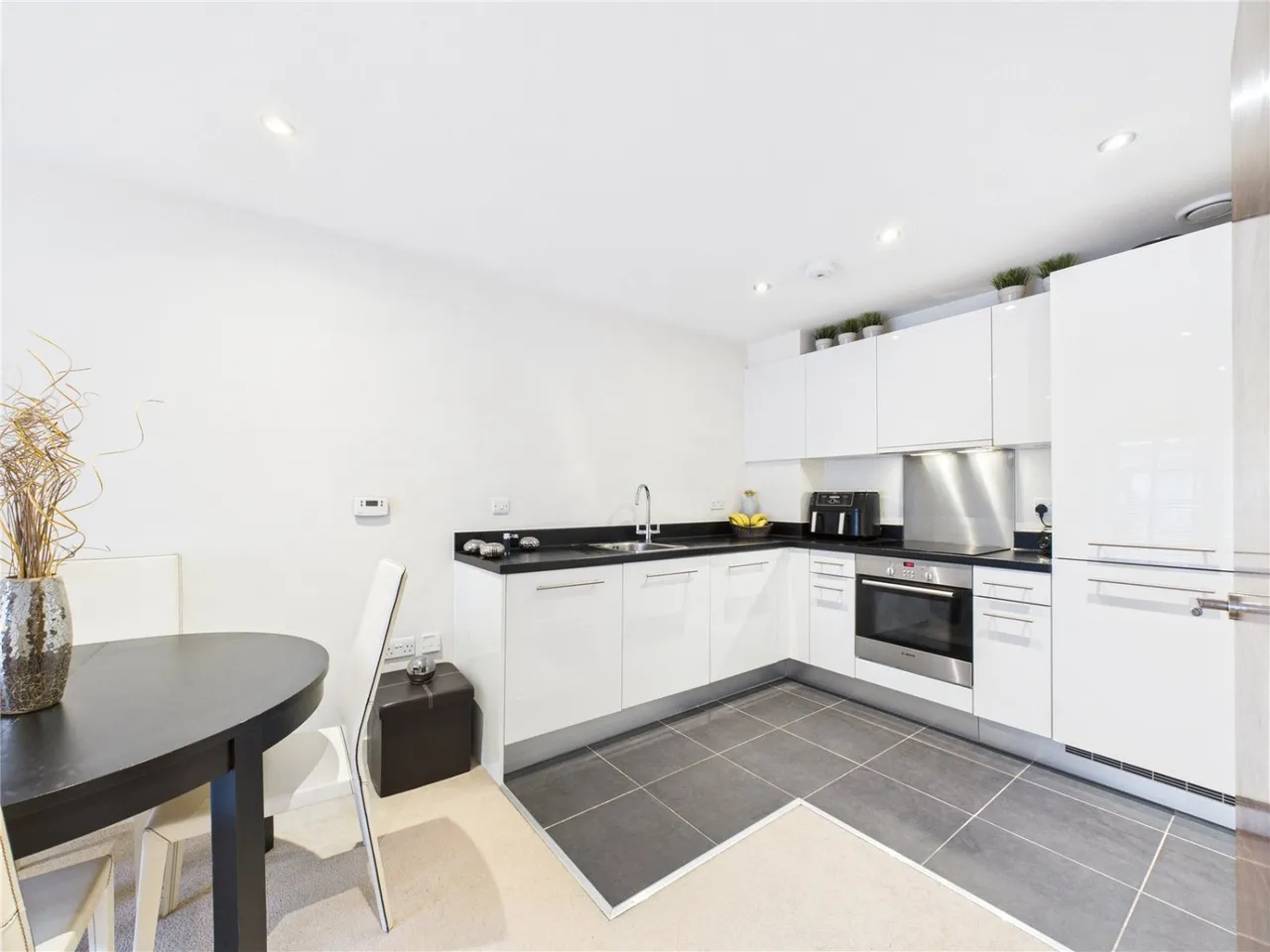 Howard Road, Stanmore, HA7, photo 8