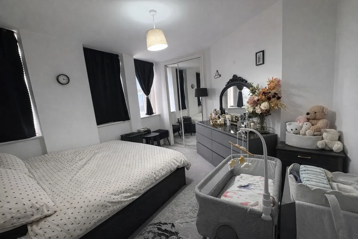 Mercury Gardens, Essex, Romford, RM1 3FB, photo 5