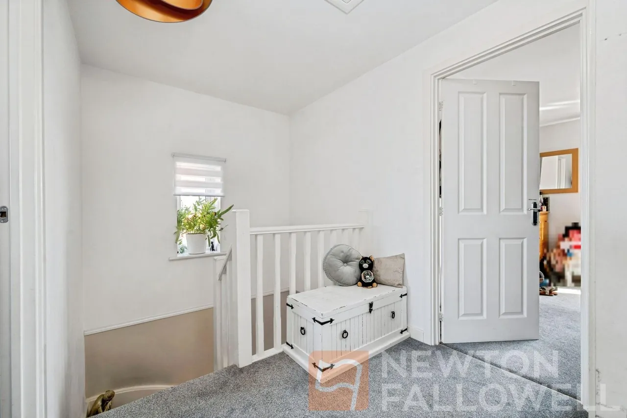 Georgia Mews, Cardea, PE2, photo 9