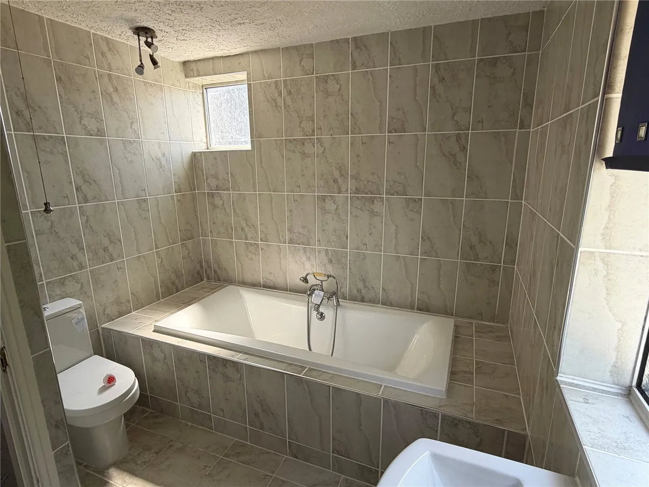 Highwood Park, Dobwalls, PL14, photo 14
