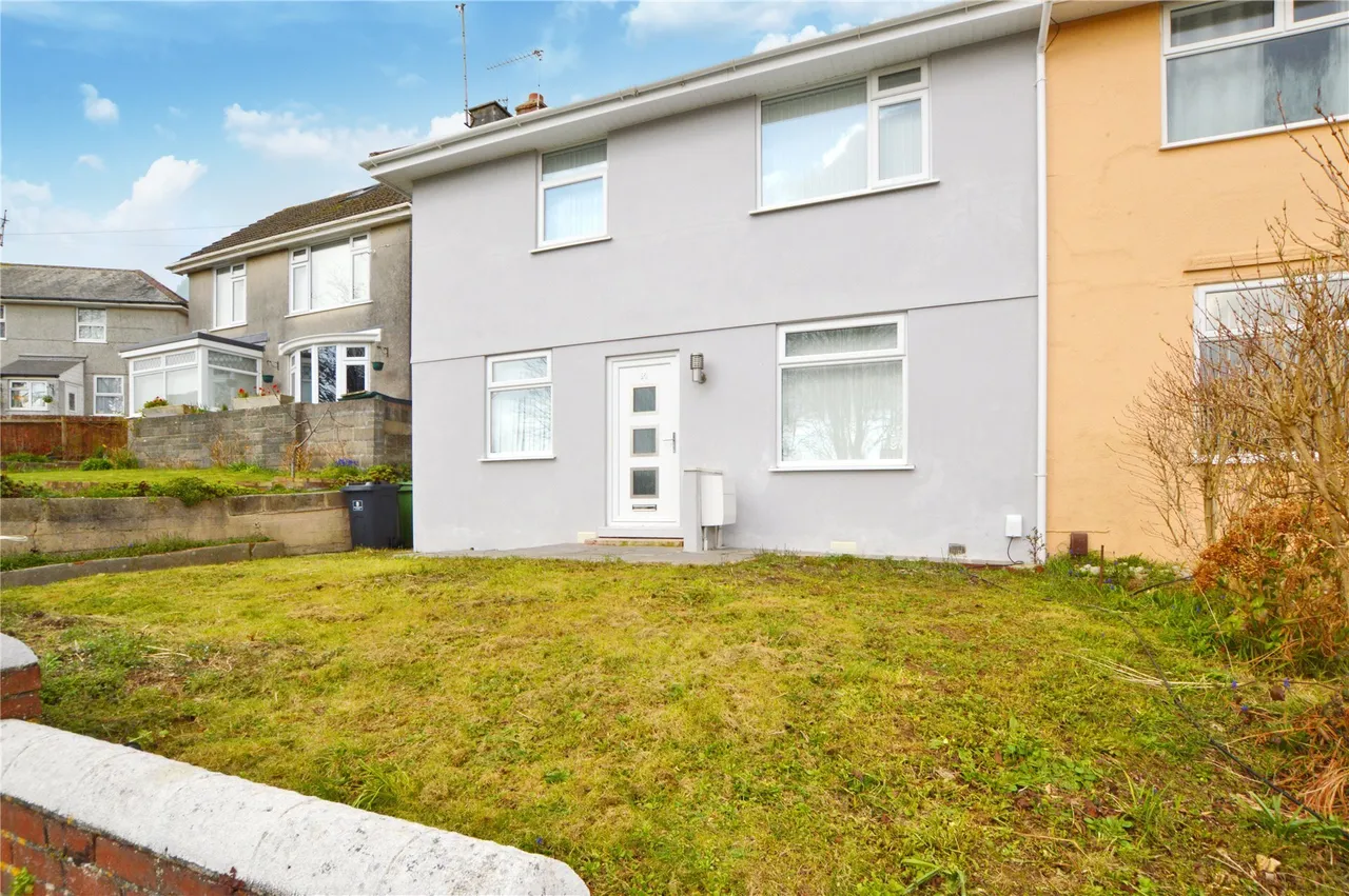 3 bed property for sale — Stirling Road, Plymouth, PL5