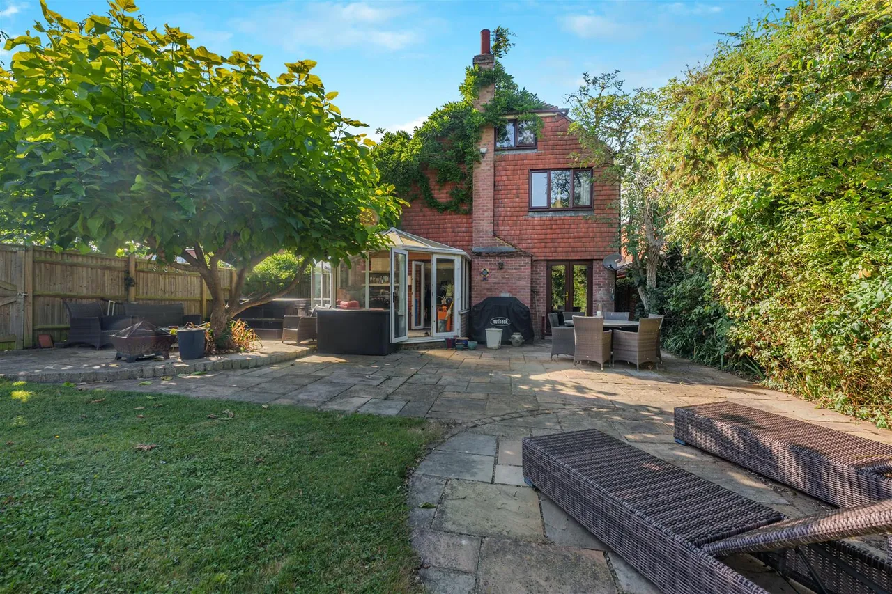Collier Street, Tonbridge, photo 19