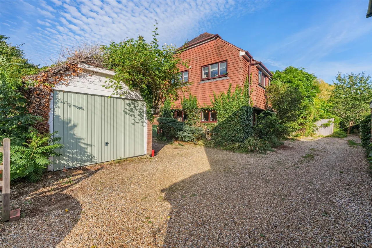 4 bed house for sale, Collier Street, Tonbridge