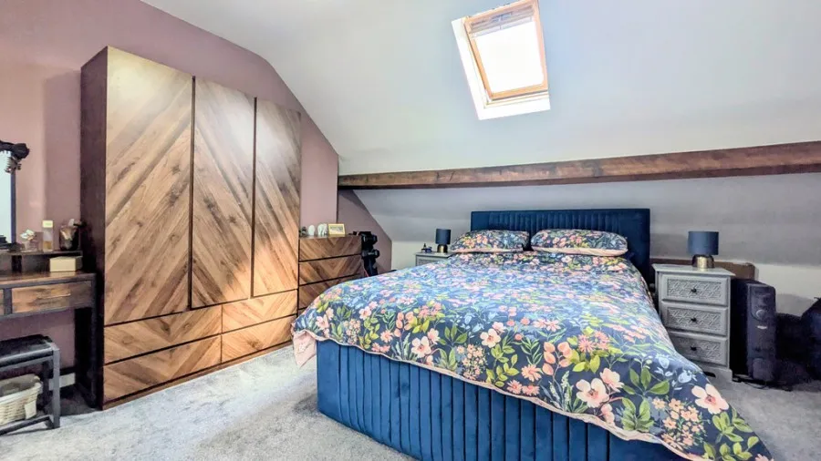 Hawarden Place, Troedyrhiw, photo 21
