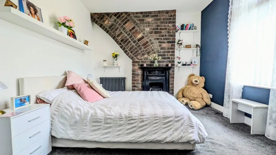Hawarden Place, Troedyrhiw, photo 5