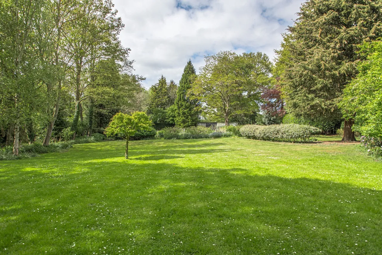 Grade II Listed Manor House in Hempna, photo 4