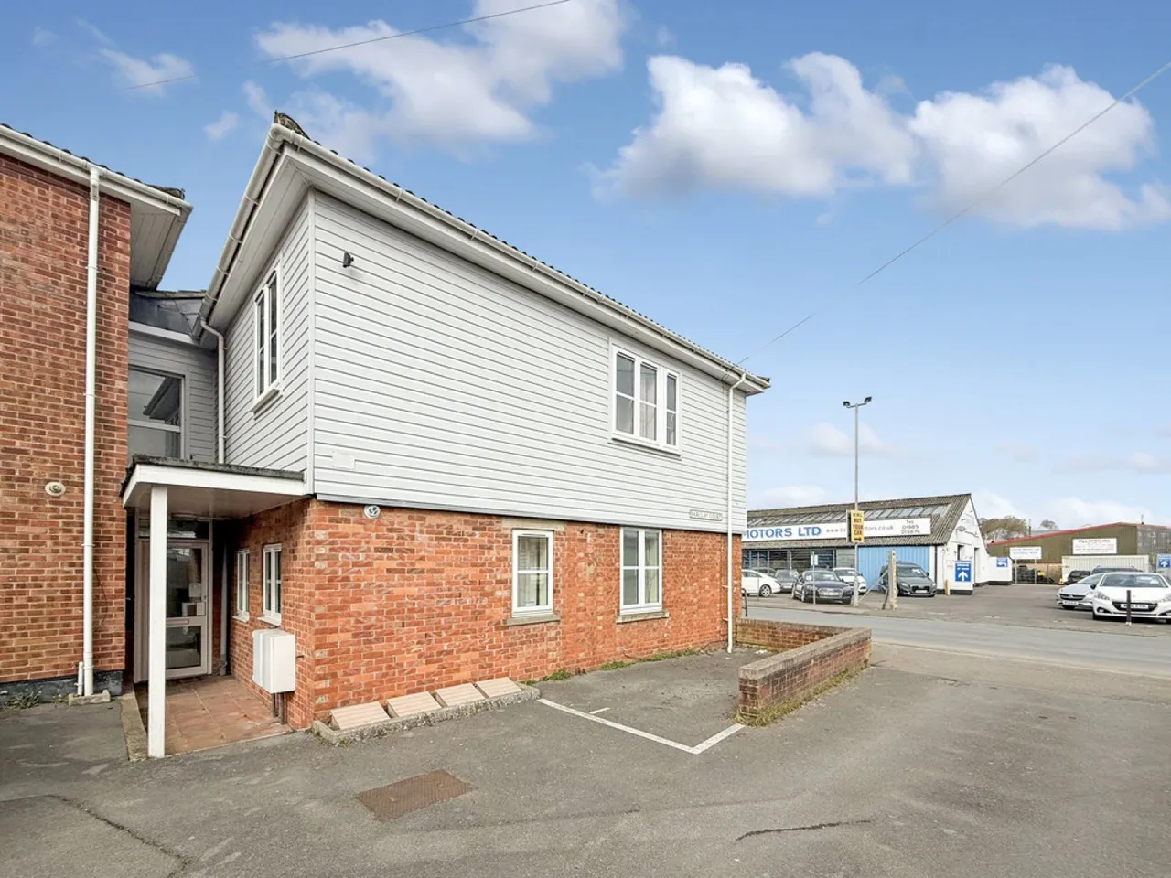 2 bed flat for sale — Barclay Court, Warminster