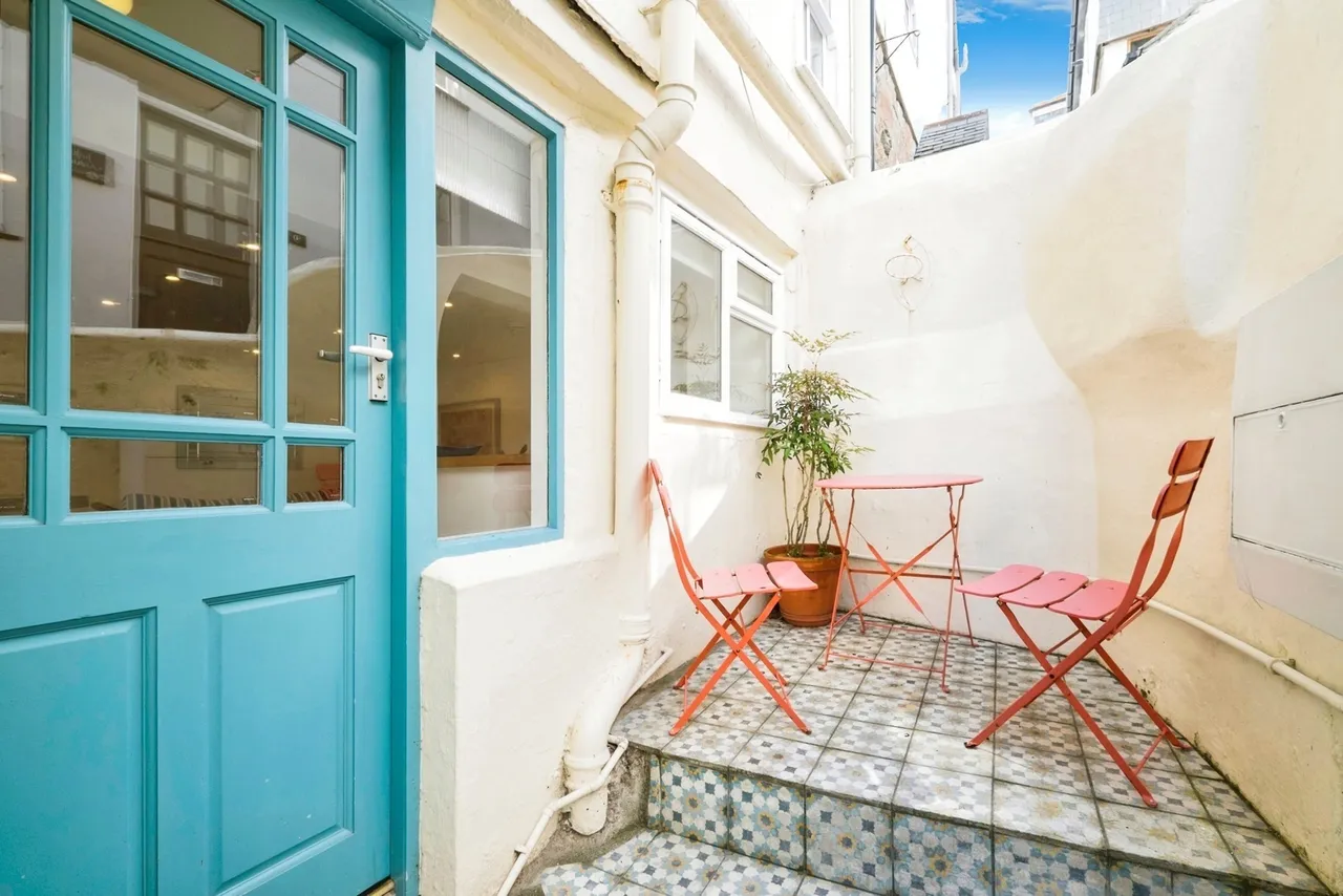 Baileys Lane, St. Ives, TR26, photo 15