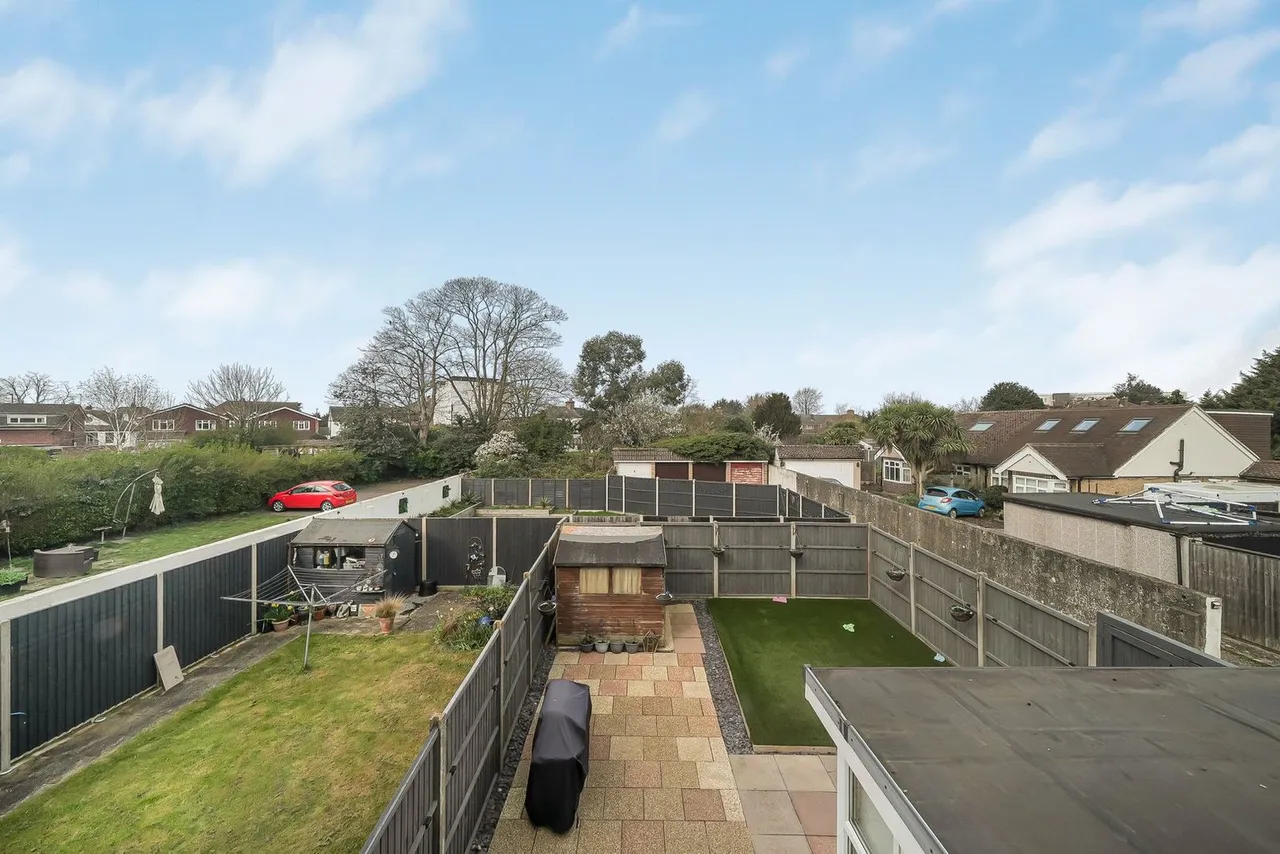 Gordon Road, Ashford, TW15, photo 16