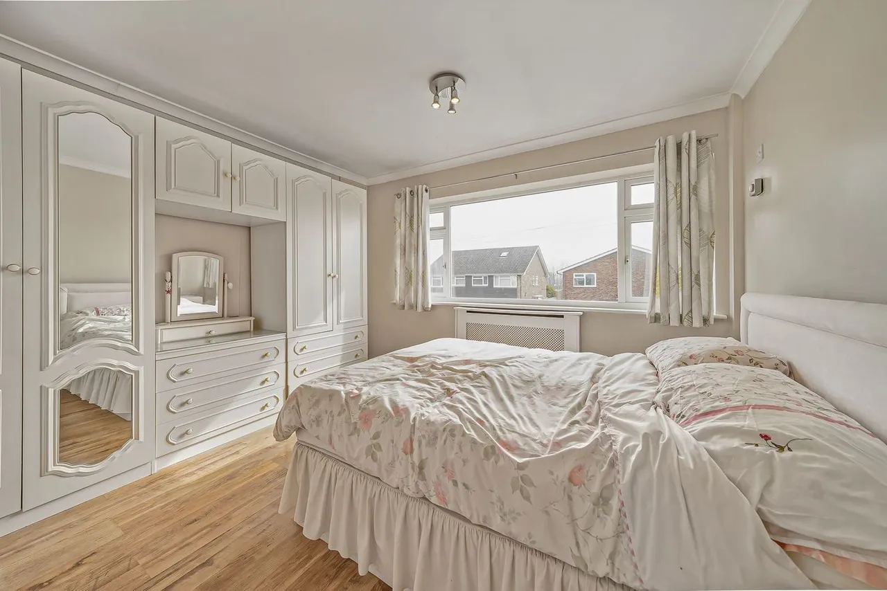Gordon Road, Ashford, TW15, photo 8