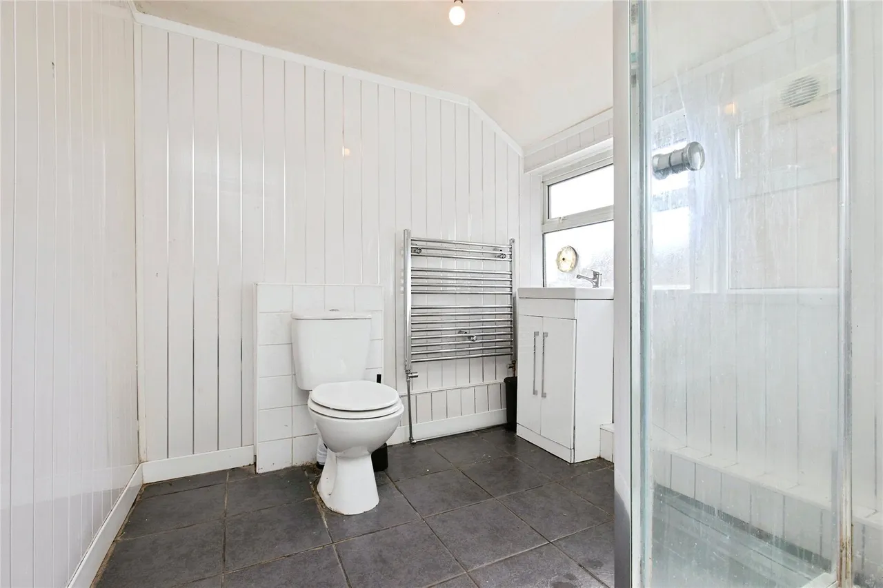 Birchwood Avenue, Long Eaton, NG10, photo 17