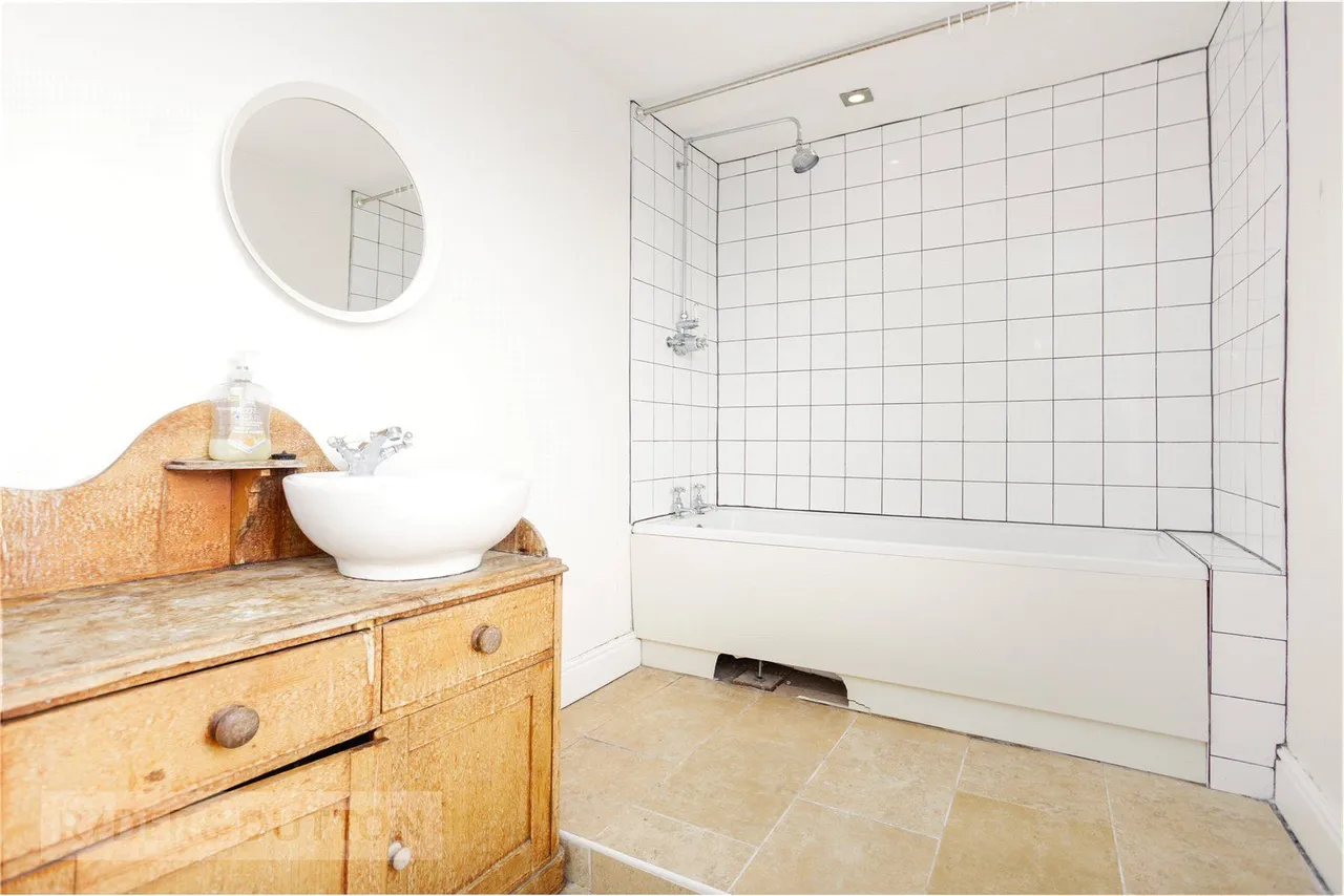 Stamford Street, Mossley, OL5, photo 14