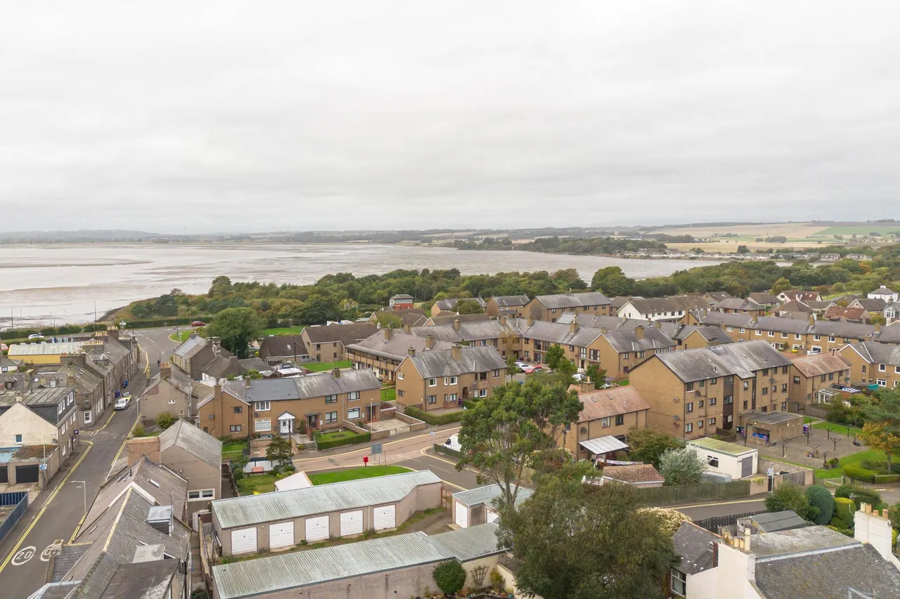 Murray Street, Montrose, DD10, photo 31