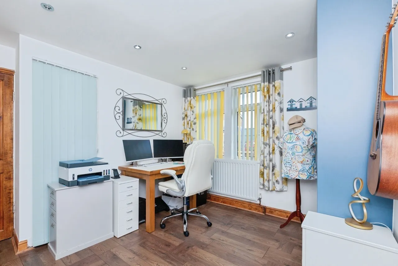 Queens Road, Leicester, LE8, photo 11