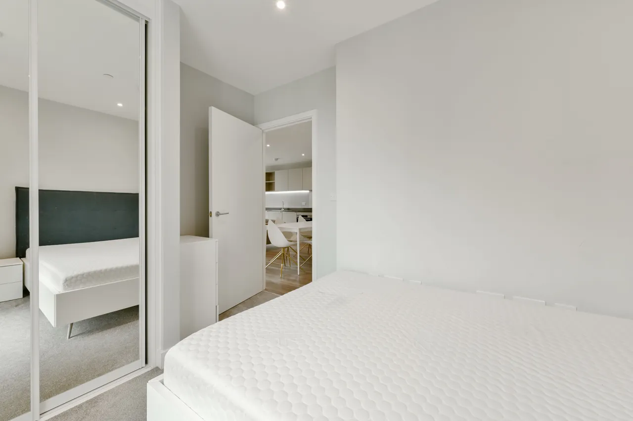 Brentford, TW8, photo 46