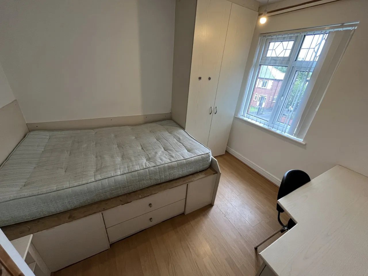 Becketts Park Drive, Headingley, LS6, photo 4