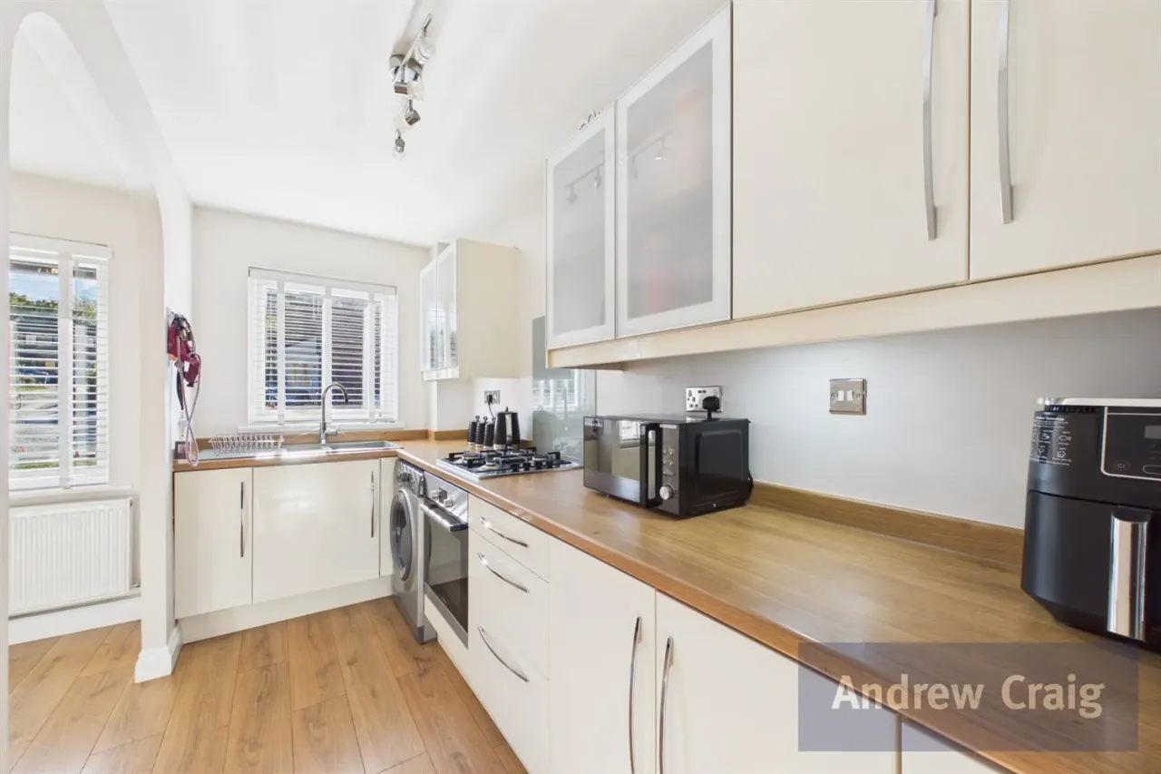 Broadbank, Wardley, NE10, photo 7