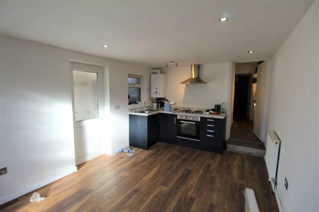 London Road, Grays, Essex, RM17 5YP, photo 4