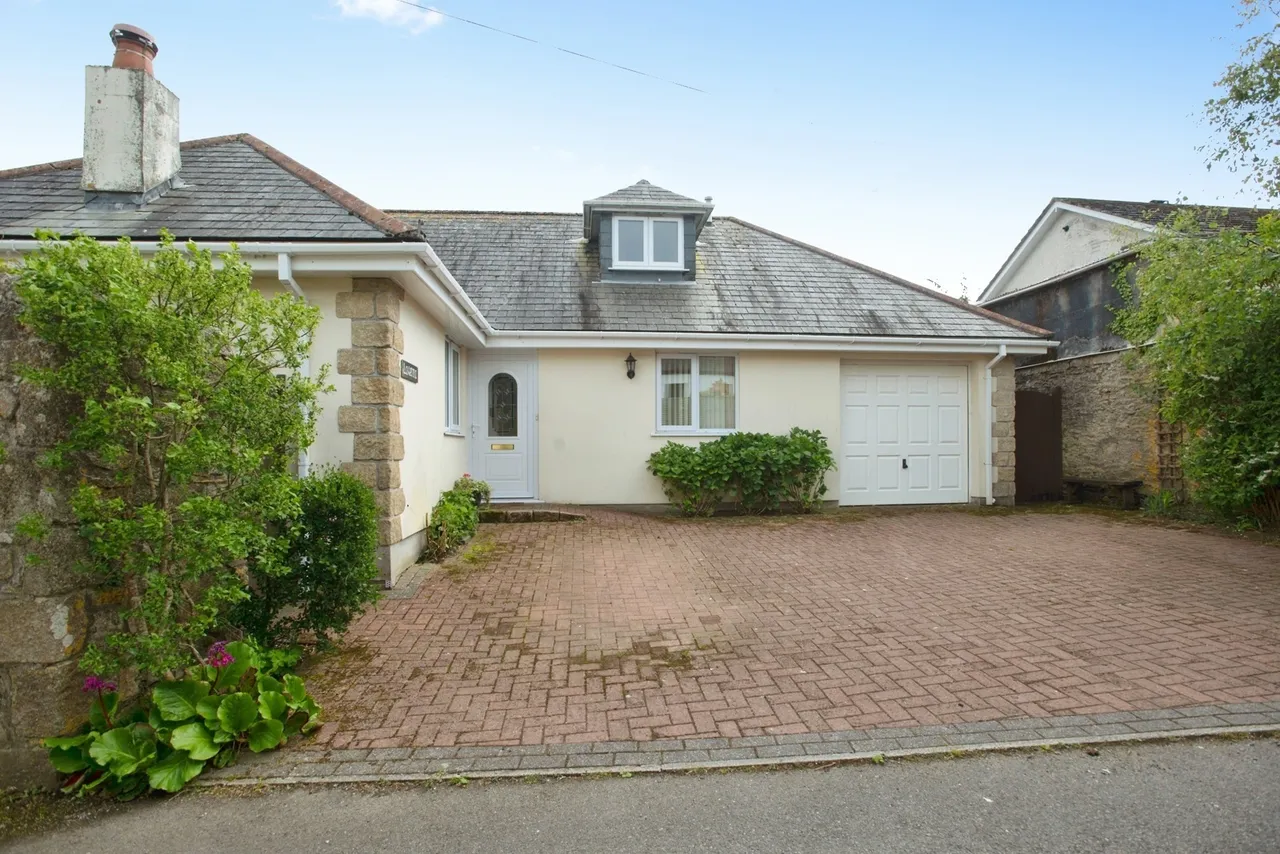 Higher East Street, St. Columb, TR9, photo 15