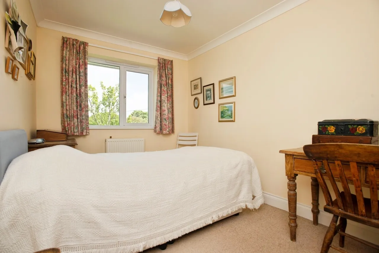 Higher East Street, St. Columb, TR9, photo 11