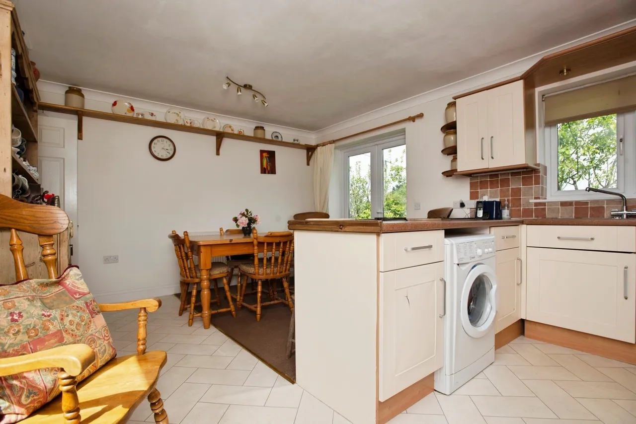 Higher East Street, St. Columb, TR9, photo 18