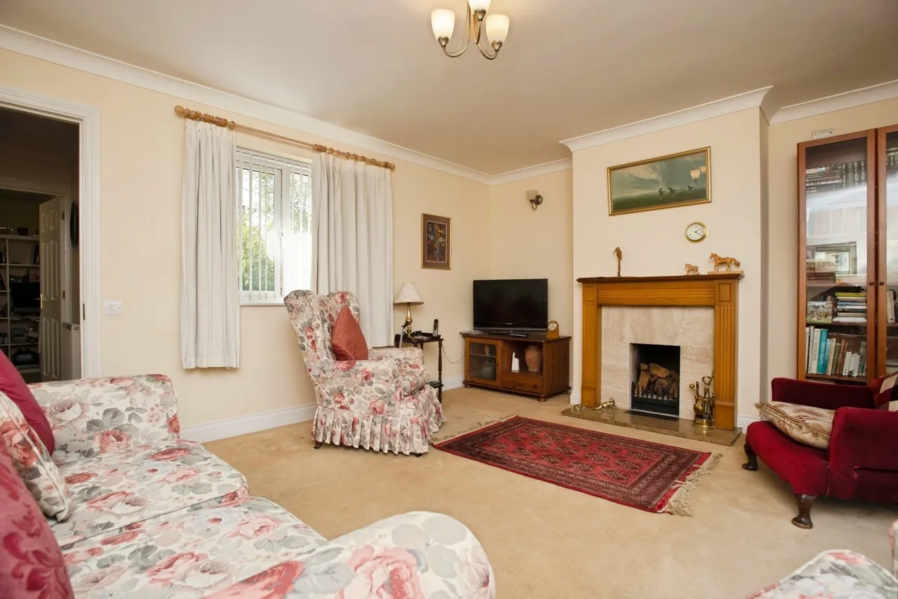 Higher East Street, St. Columb, TR9, photo 17
