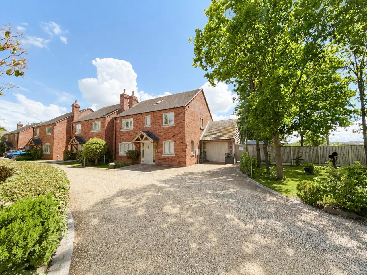 4 bed house for sale, Caulkley View, Swadlincote, DE11