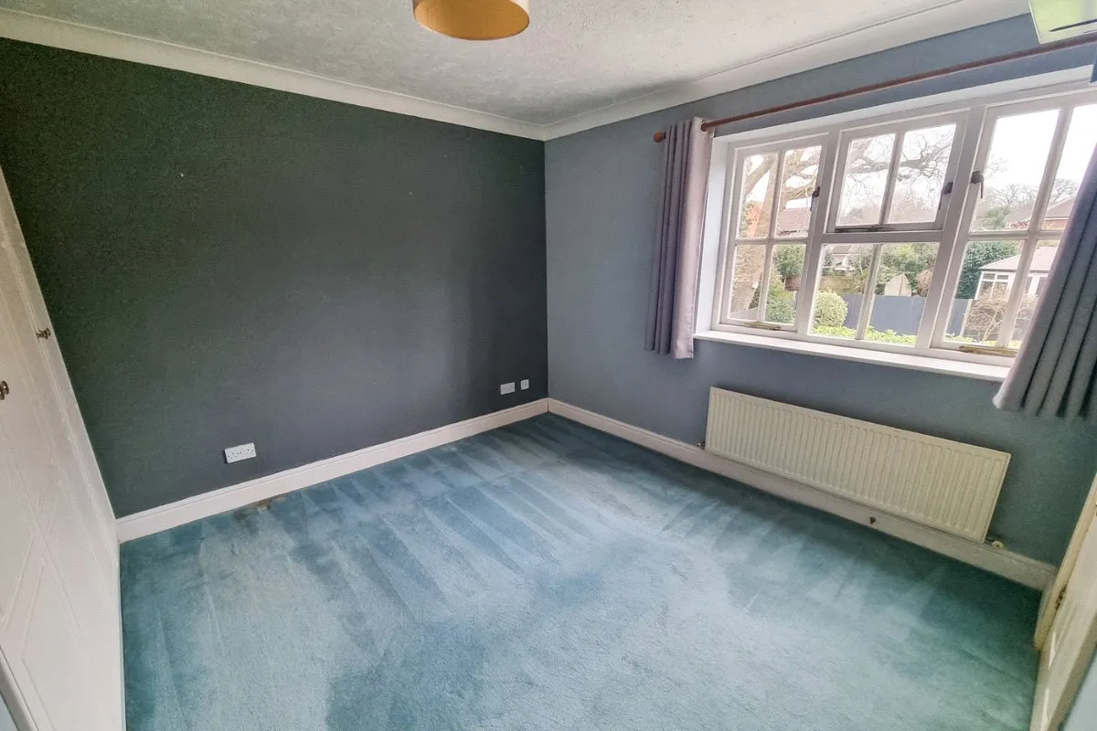 Brambles Close, Ash, Guildford, Surrey, GU12 6NY, photo 14
