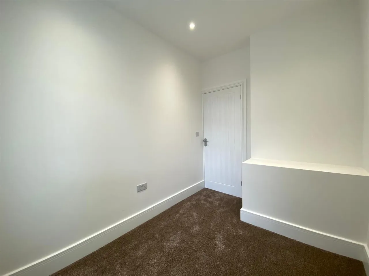 Warwick Road South, Manchester, M16, photo 16
