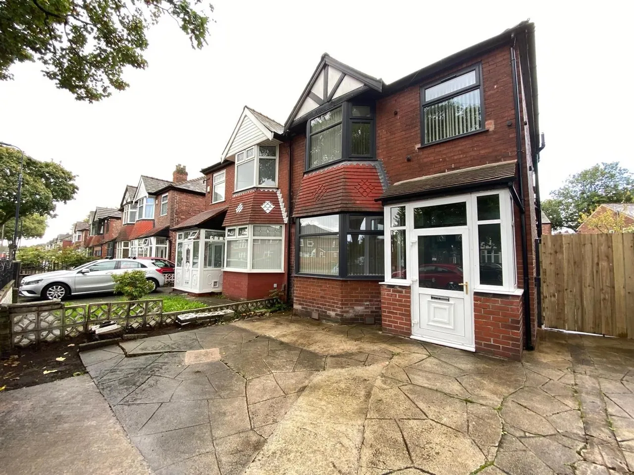 3 bed house to rent, Warwick Road South, Manchester, M16