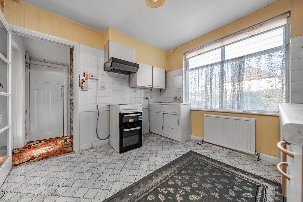 Ashwood Avenue, Hillingdon, UB8, photo 7