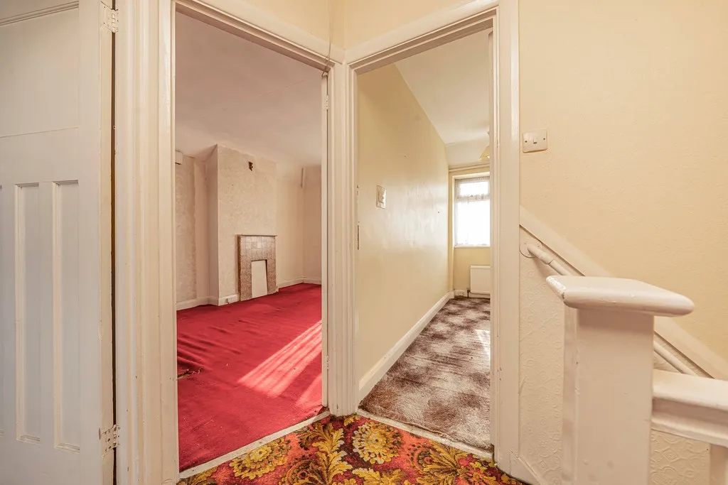 Ashwood Avenue, Hillingdon, UB8, photo 28