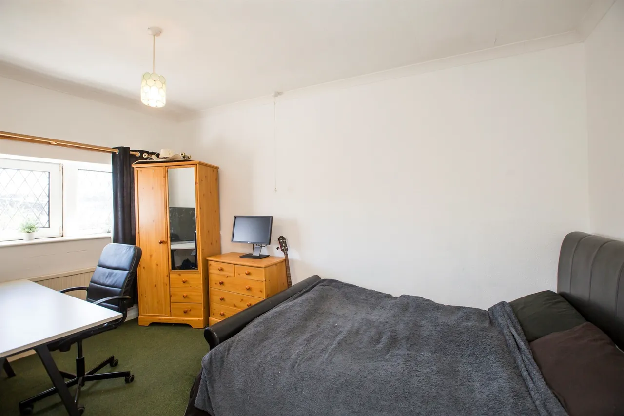 Windy Bank Lane, Queensbury, BD13, photo 13