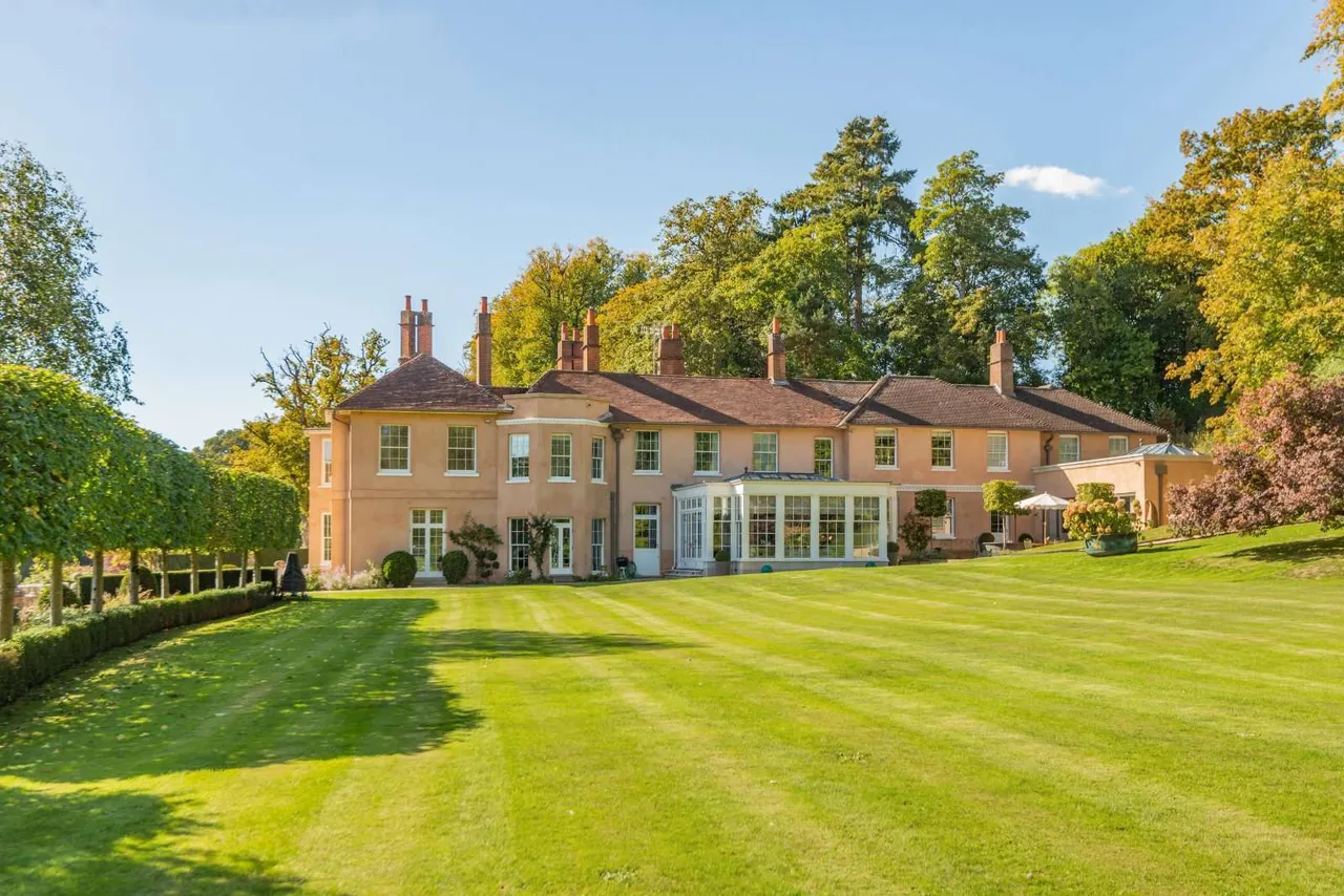 8 bed house for sale — Crossways, Kintbury, Hungerford, Berkshire, RG17 9SU