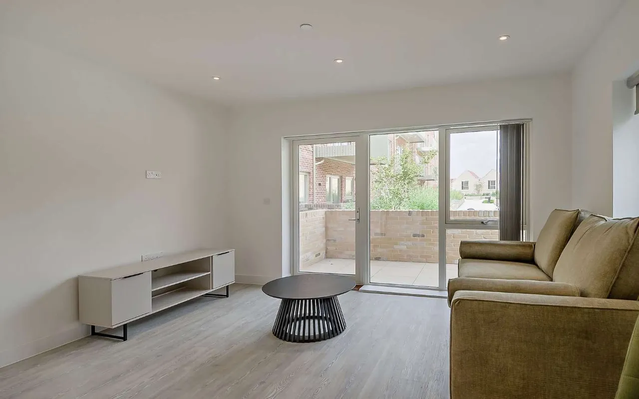 De Bruyne Street, Cambridge, Cambridgeshire, CB5 8FE, photo 3