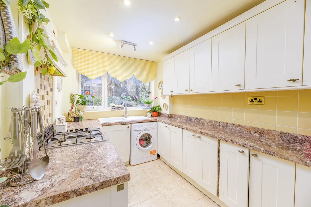 Langholm Drive, Birmingham, B44, photo 9