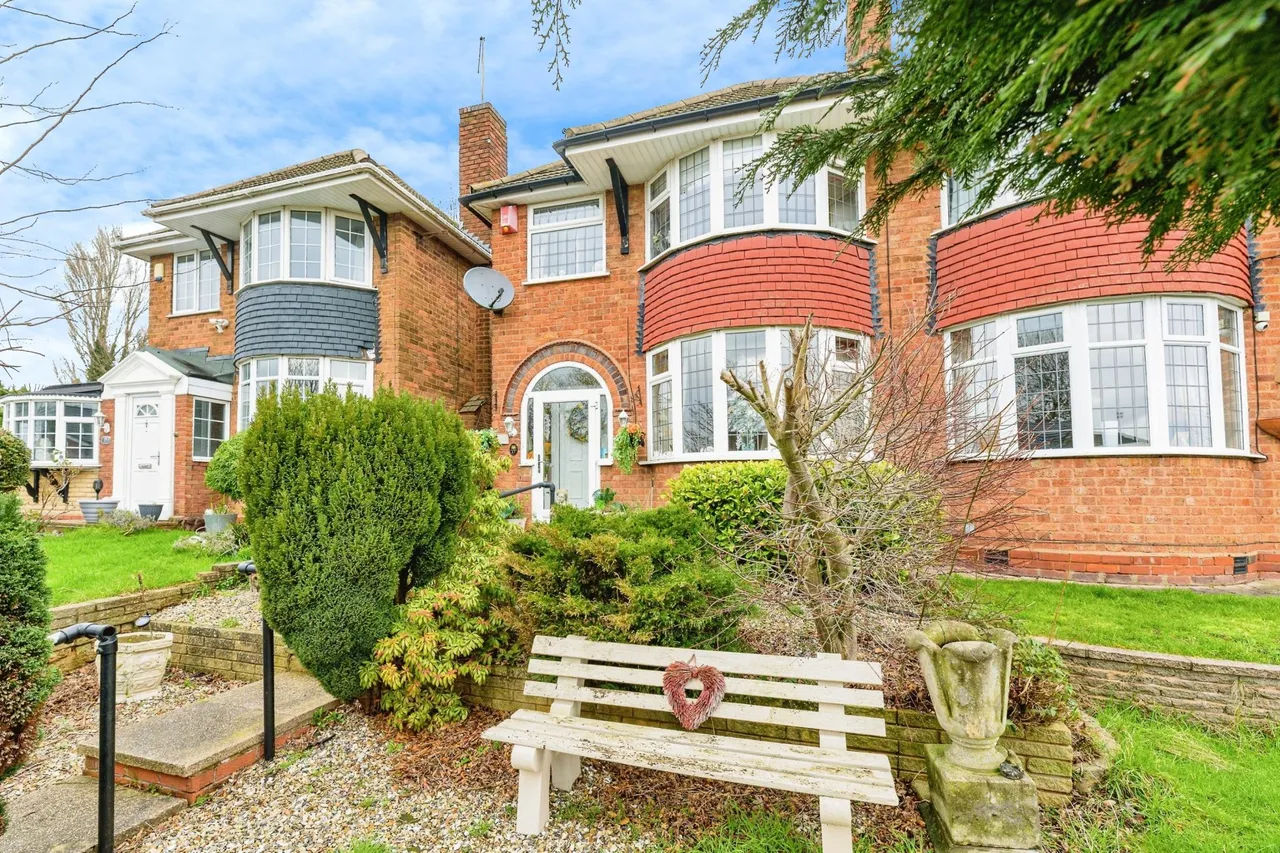 3 bed house for sale, Langholm Drive, Birmingham, B44