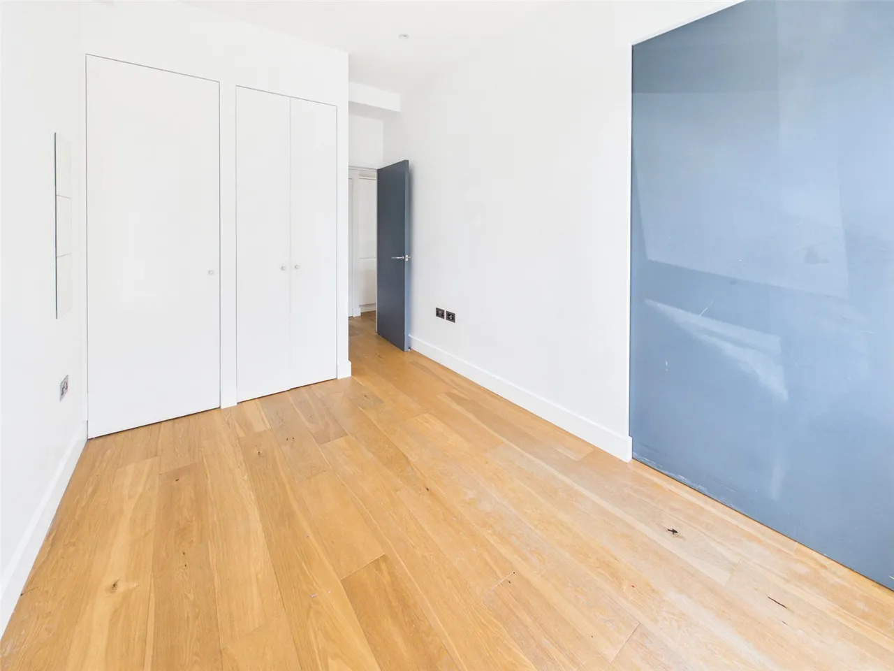 Oldfield Road, Hampton, TW12, photo 6