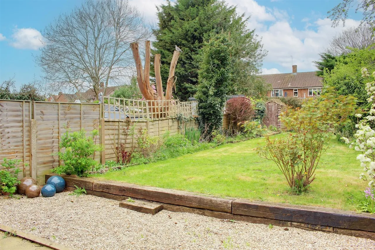 Holloways Lane, Welham Green AL9 7NR, photo 5