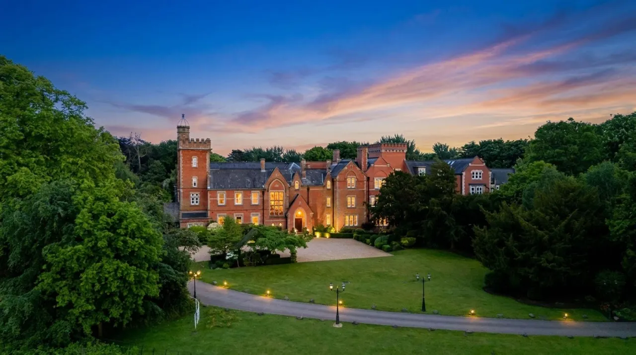 4 bed flat for sale, Lodge Lane, Singleton, FY6